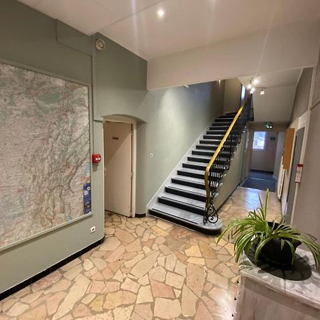Nouvel Hotel Лон-ле-Сонье Экстерьер фото